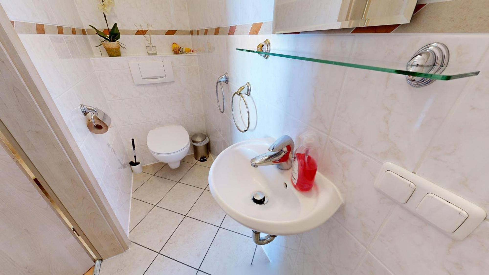 Strandnahe Fewo, Zentral Und Ruhig Gelegen, Bella Rosa, Apartment
